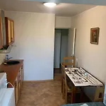 Апартаменты K84, 2- Bedroom - 2 Big Beds 1 Single Bed *