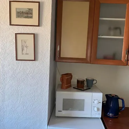 K84, 2- Bedroom - 2 Big Beds 1 Single Bed Appartement *
